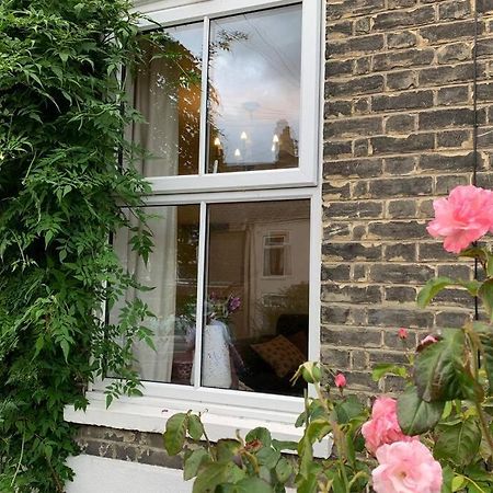 فيلا نورويشفي Beautiful Two Bed Victorian Terrace House المظهر الخارجي الصورة